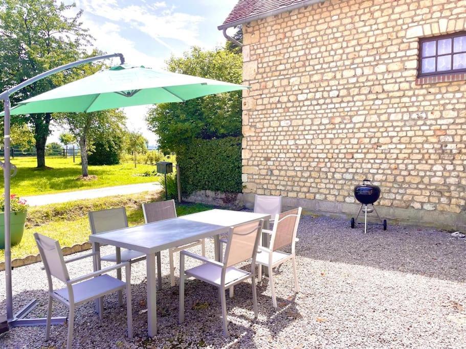 Maison De Campagne Paisible La Mesniere Exterior foto