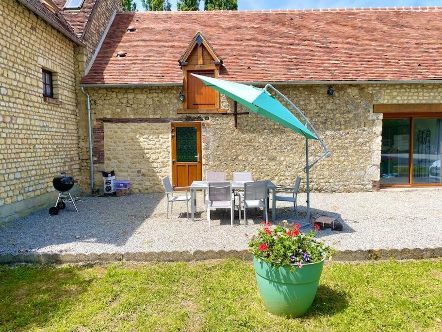Maison De Campagne Paisible La Mesniere Exterior foto